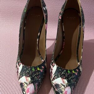 Givenchy Floral Women's Heels - Black and Pink